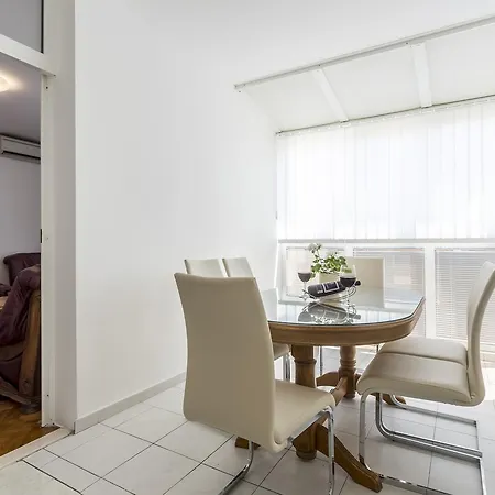 Lukic Apartment *